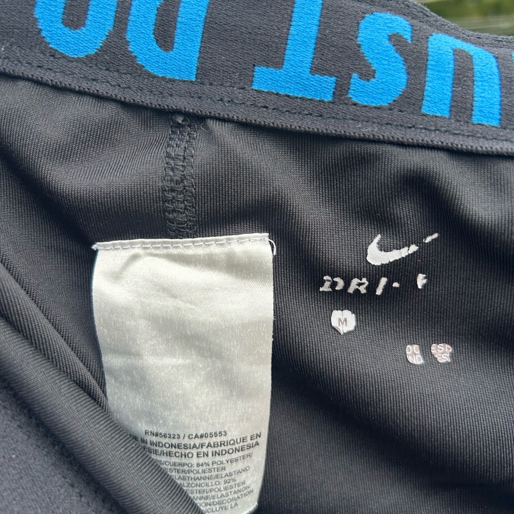 Women’s size M bundle - Picture 7 of 14